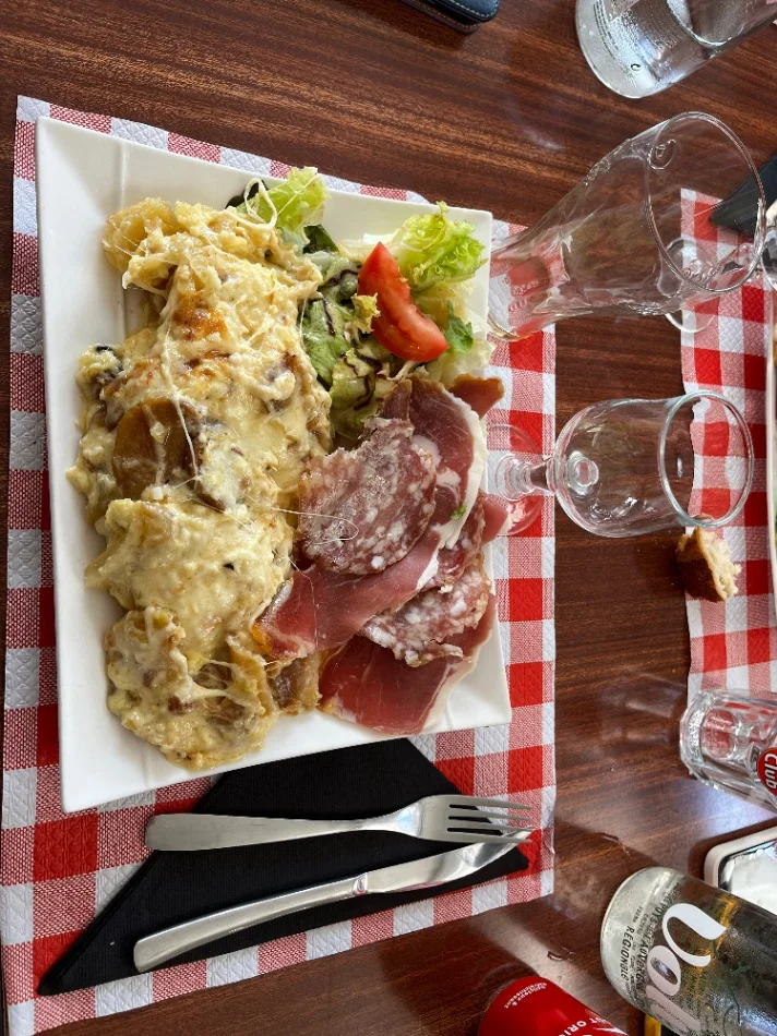 Truffade à Restaurant du Pont - Photo 1