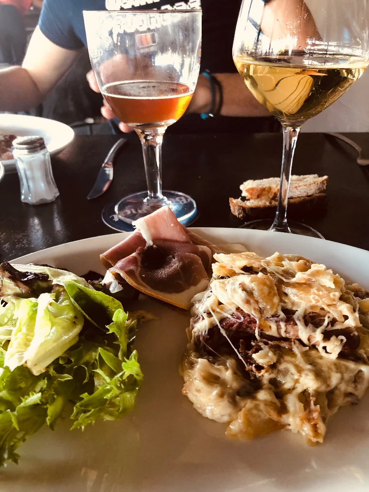 Truffade à Restaurant Honoré Clermont-ferrand - Photo 1