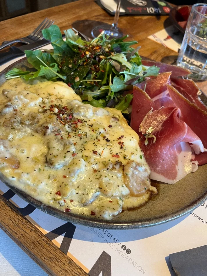 Truffade à Buron du Col de la Croix Morand - Photo 1